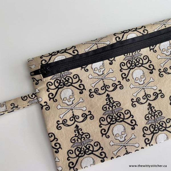 Zippered Fabric Pouch SKULL & CROSS BONES